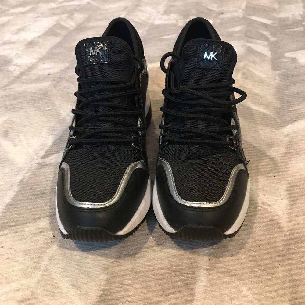 Michael Kors size 6 black sneakers